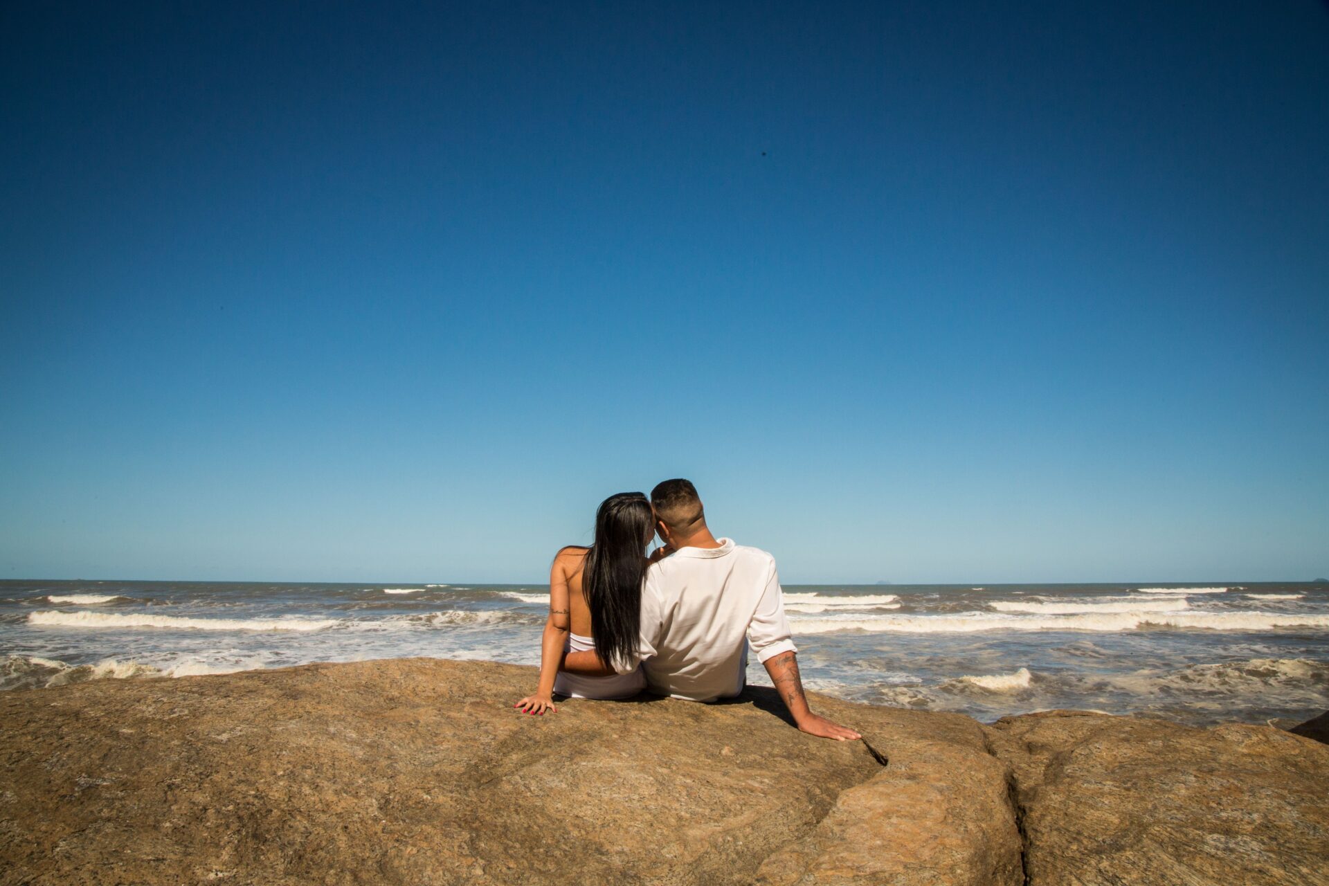 Love does not require words